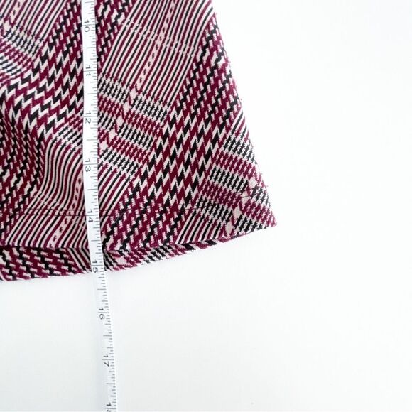 SO Mini Skirt Plaid Burgundy Black Tan Back Zip Skater A-Line Juniors Size S - Picture 4 of 6